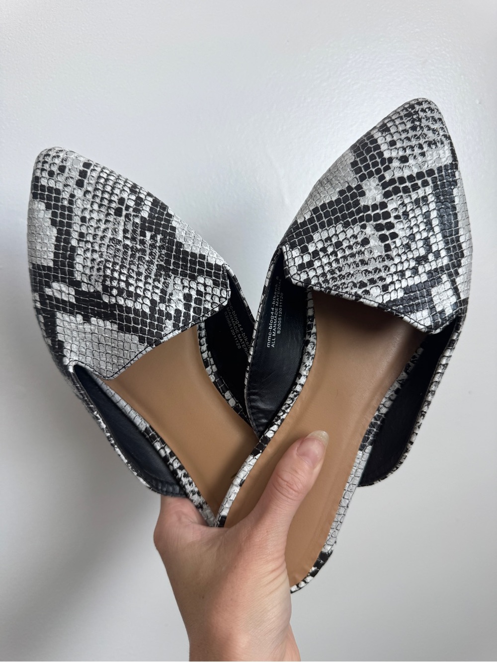 Size 8 snakeskin print vegan leather mule flats slide on with cutouts gray black